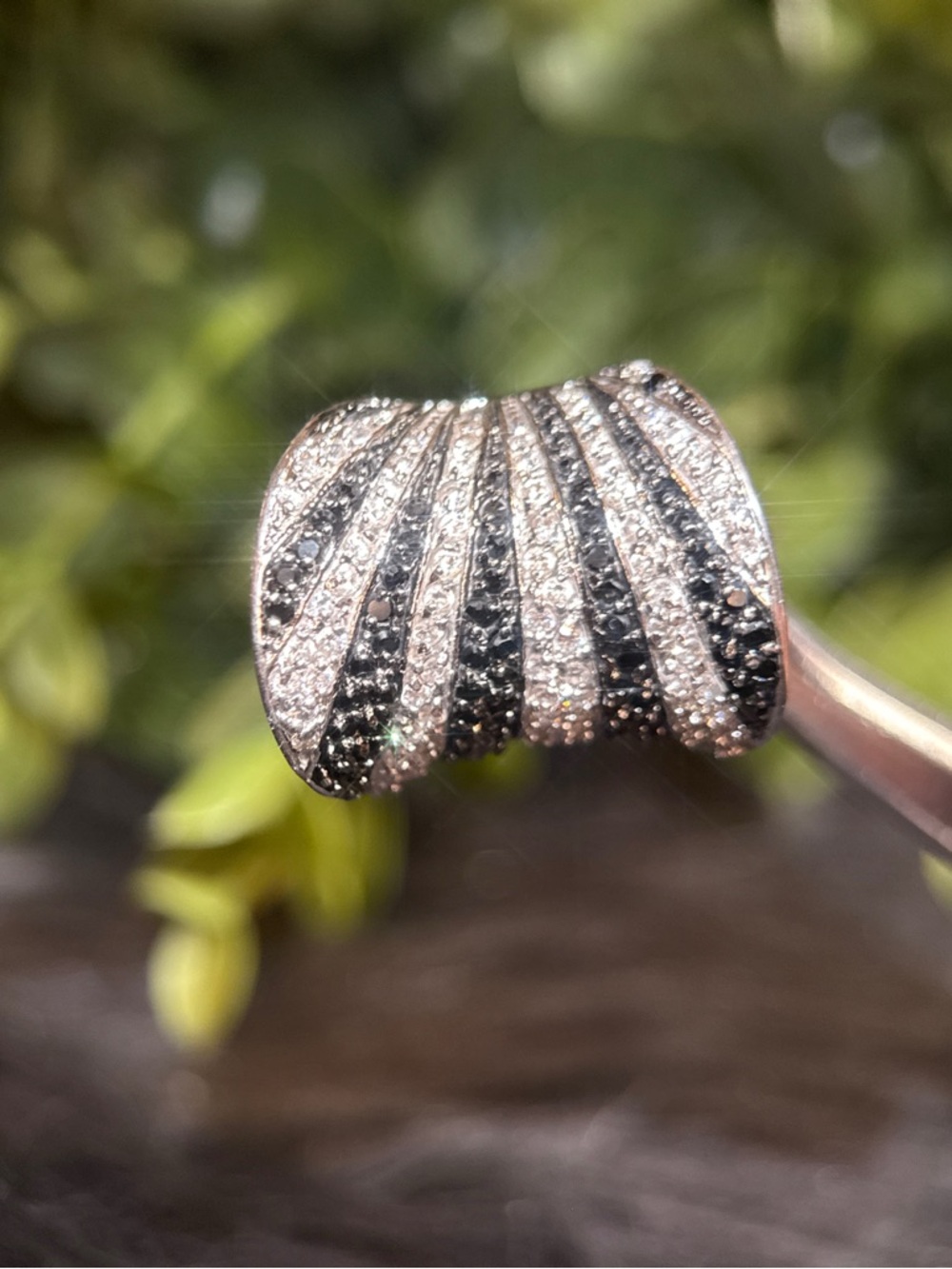 Silver 925 Black & White Spiral Pave Statement Ring - Picture 5 of 10